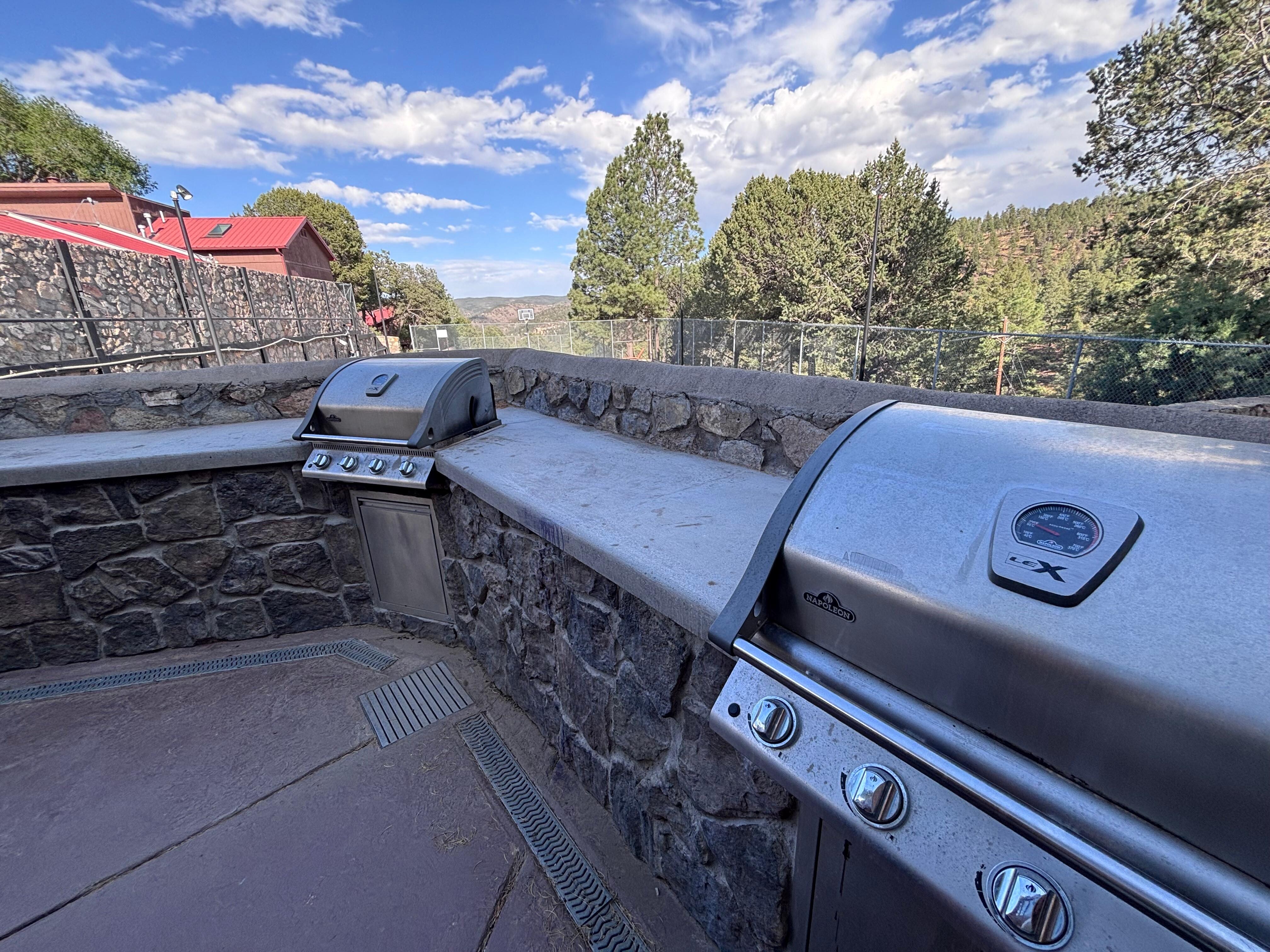 Grilling area with 3 grills 