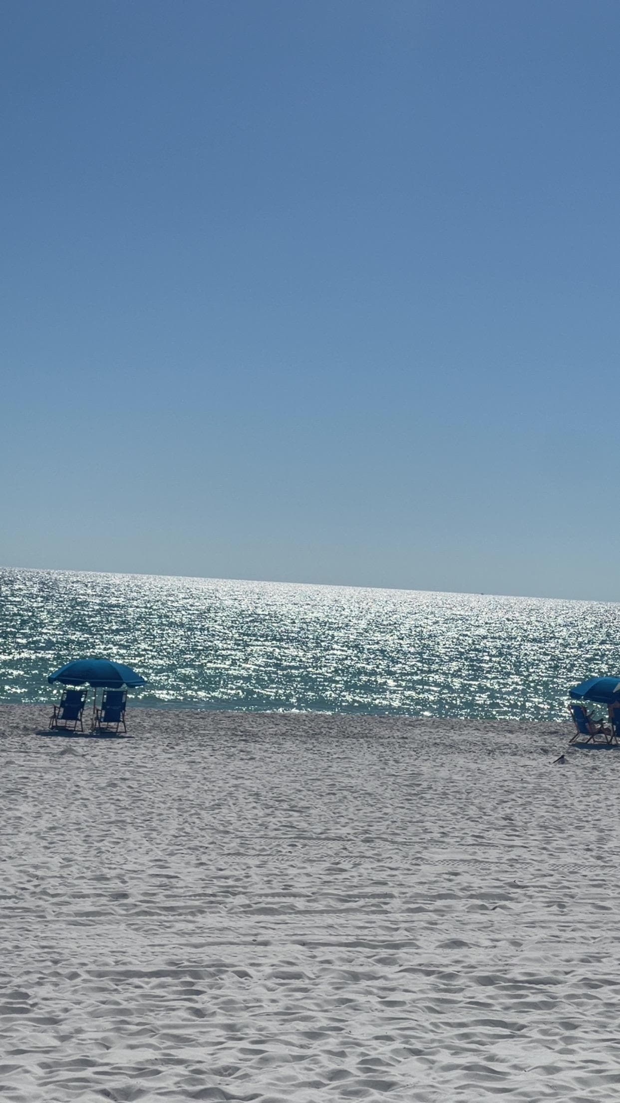 Just a stroll right to the beach great for morning walks and rest. 
