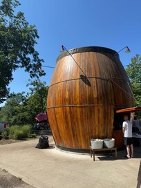 Root beer Barrel, Douglas