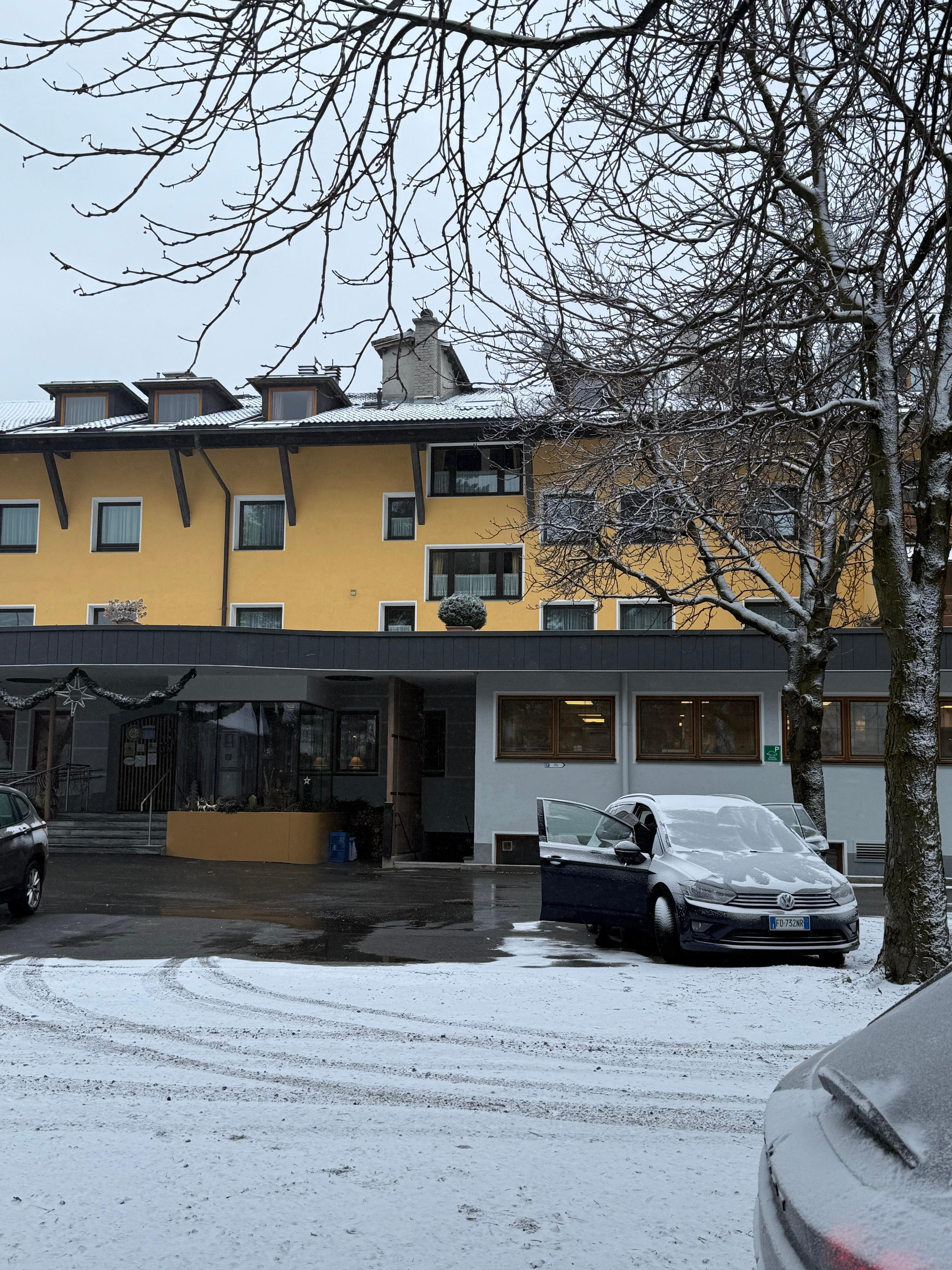 Front parking area and the front of the hotel.