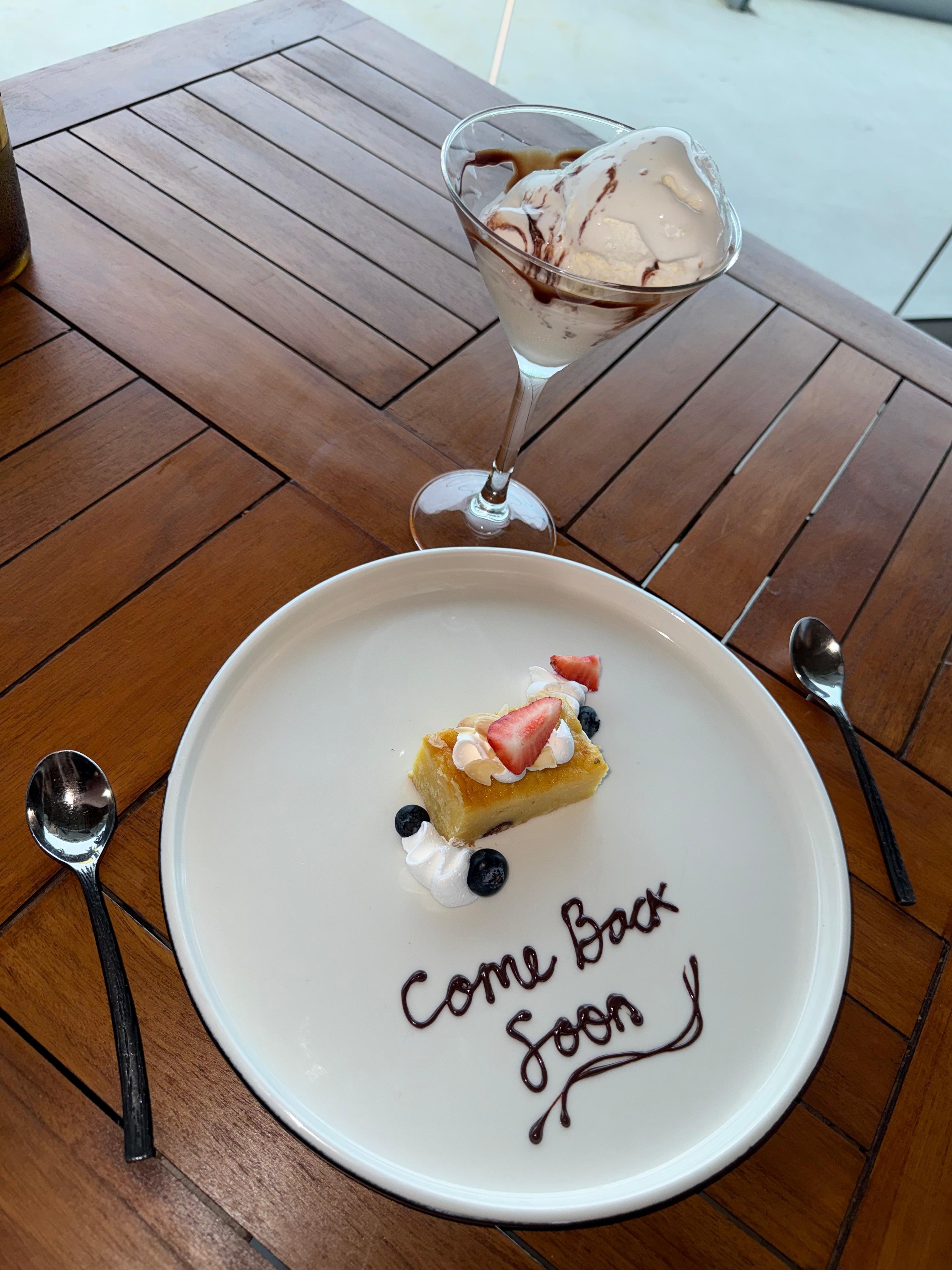 Last day surprise at the Vantage club for lunch 