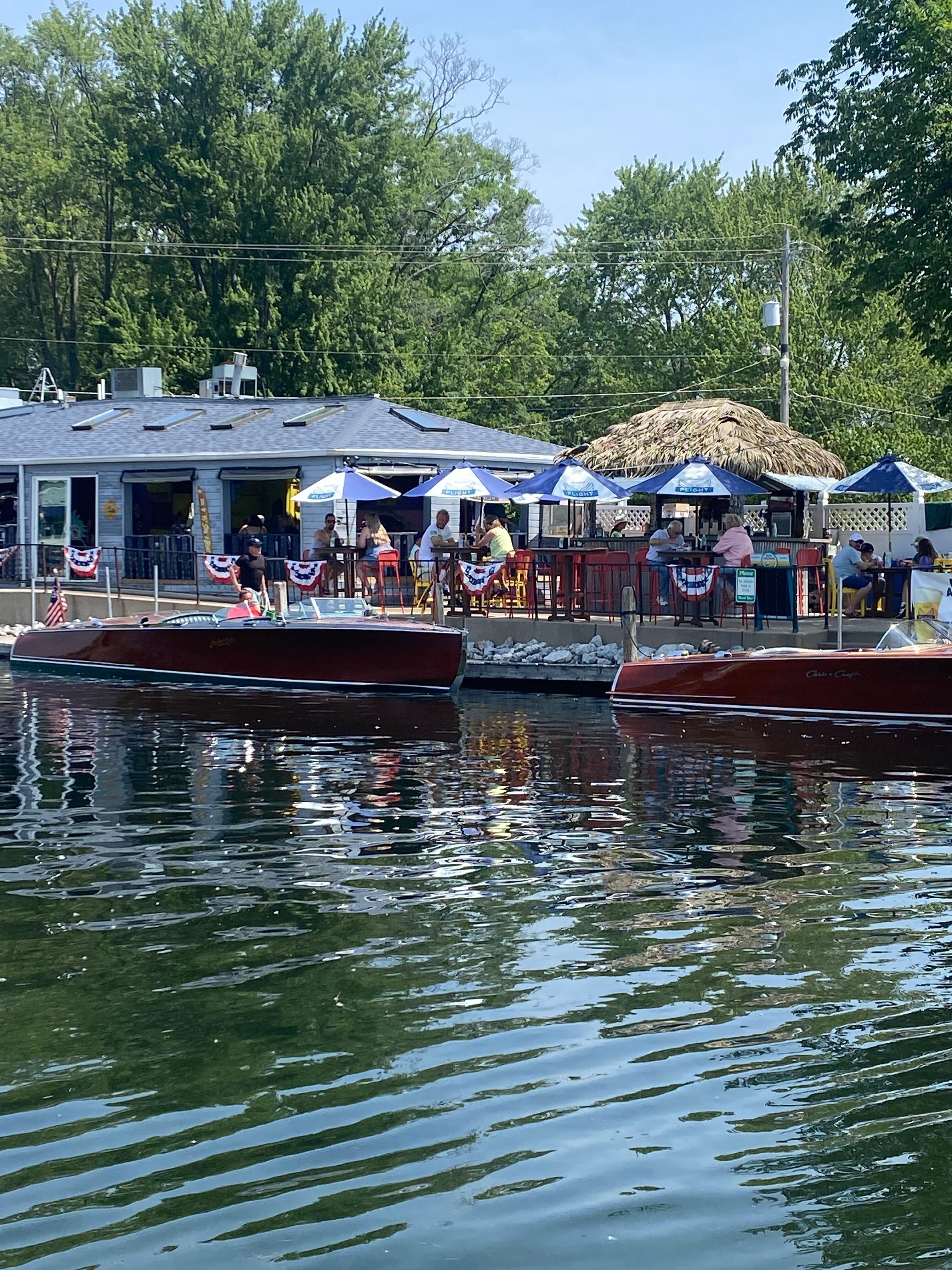Love to pull the boat up and eat at the Channel Marker!