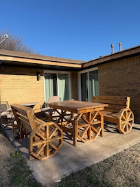 The back porch table set was gorgeous!