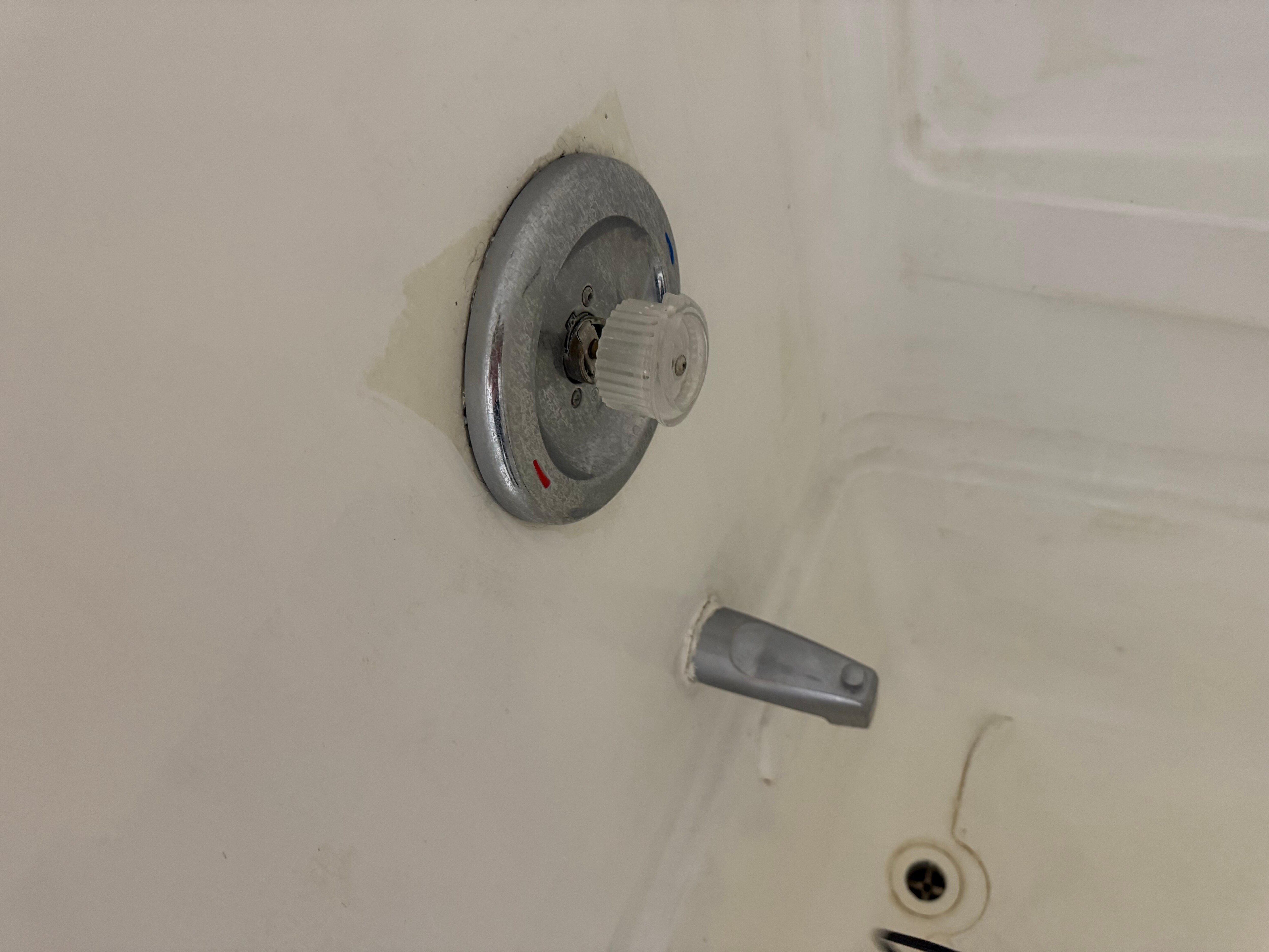 Bathtub facet. Hard to turn on and off.  No water pressure 