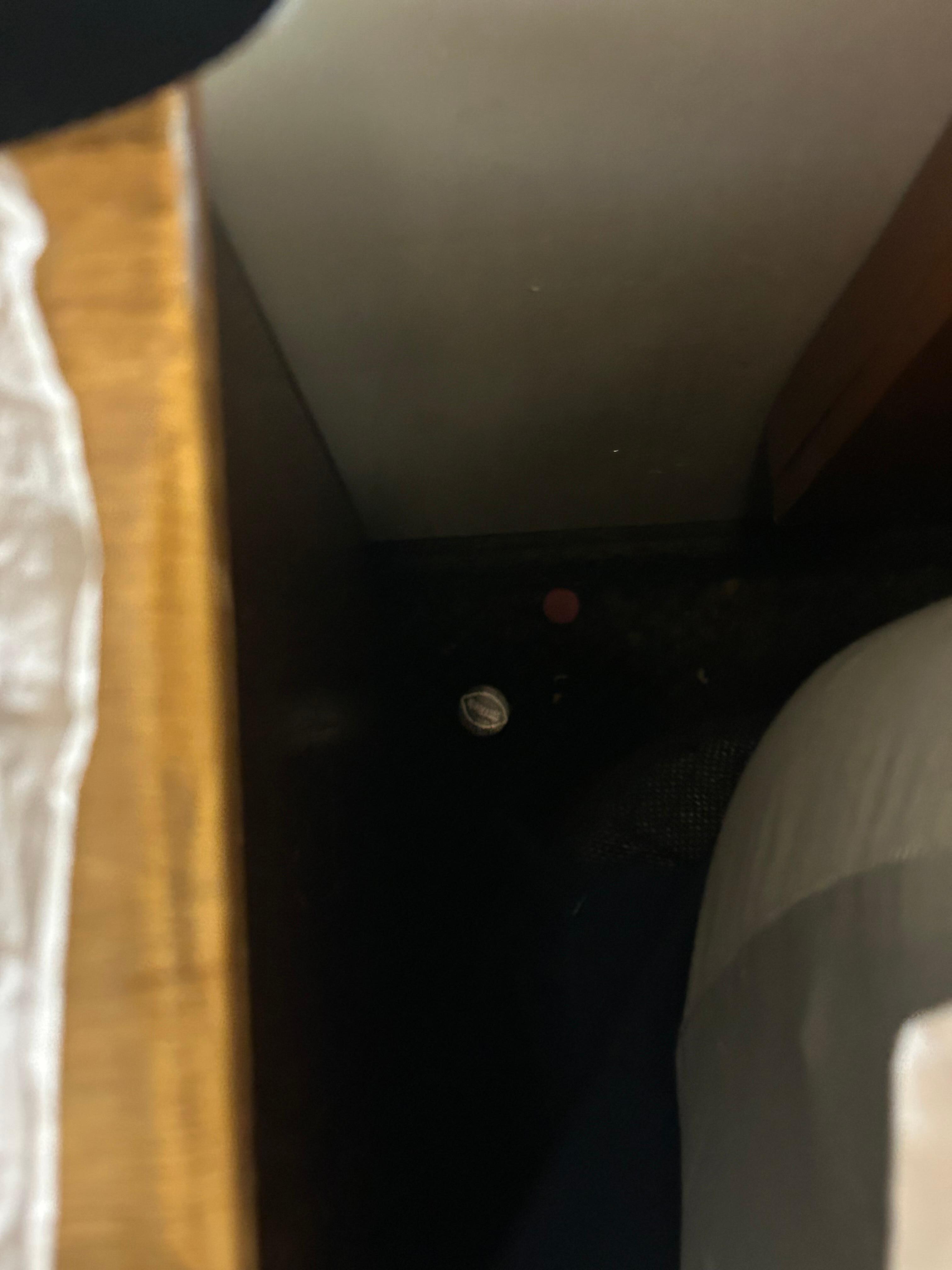 Beer too beside the bed and other piece of garbage