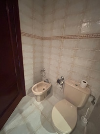 Bagno con bidet