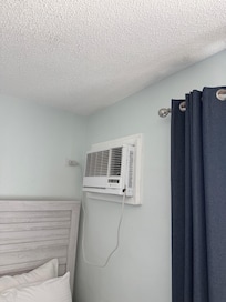 Loud air conditioner in bedroom