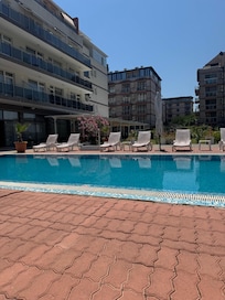 Pool bei Tag