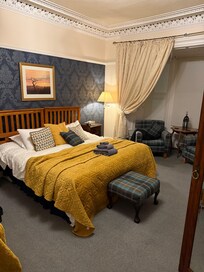 Room absolutely charming