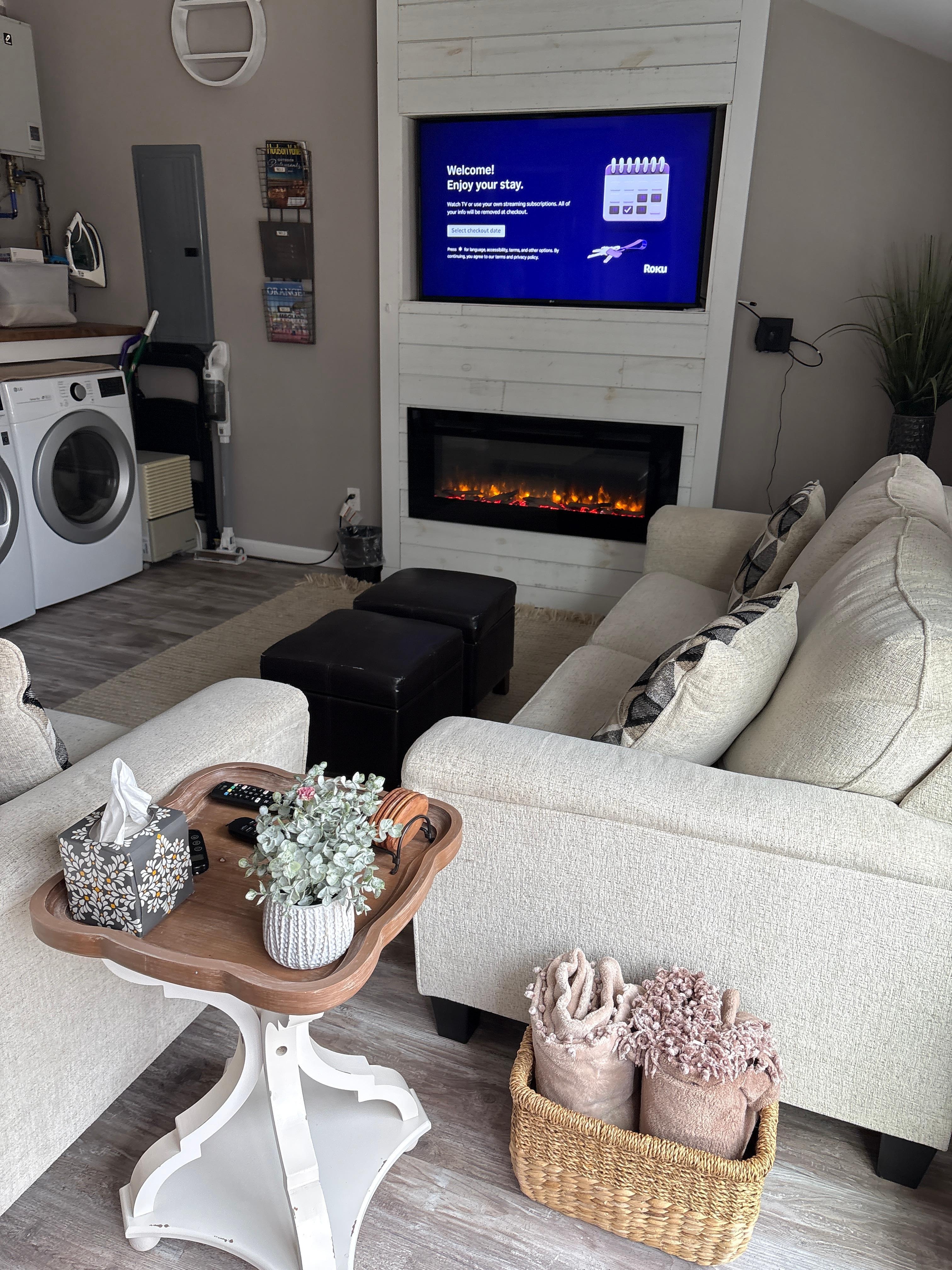 Cozy cottage living room 