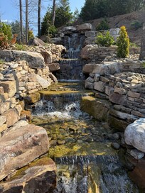Mini golf waterfall