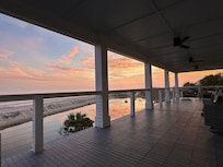 Gorgeous sunrise/set views!