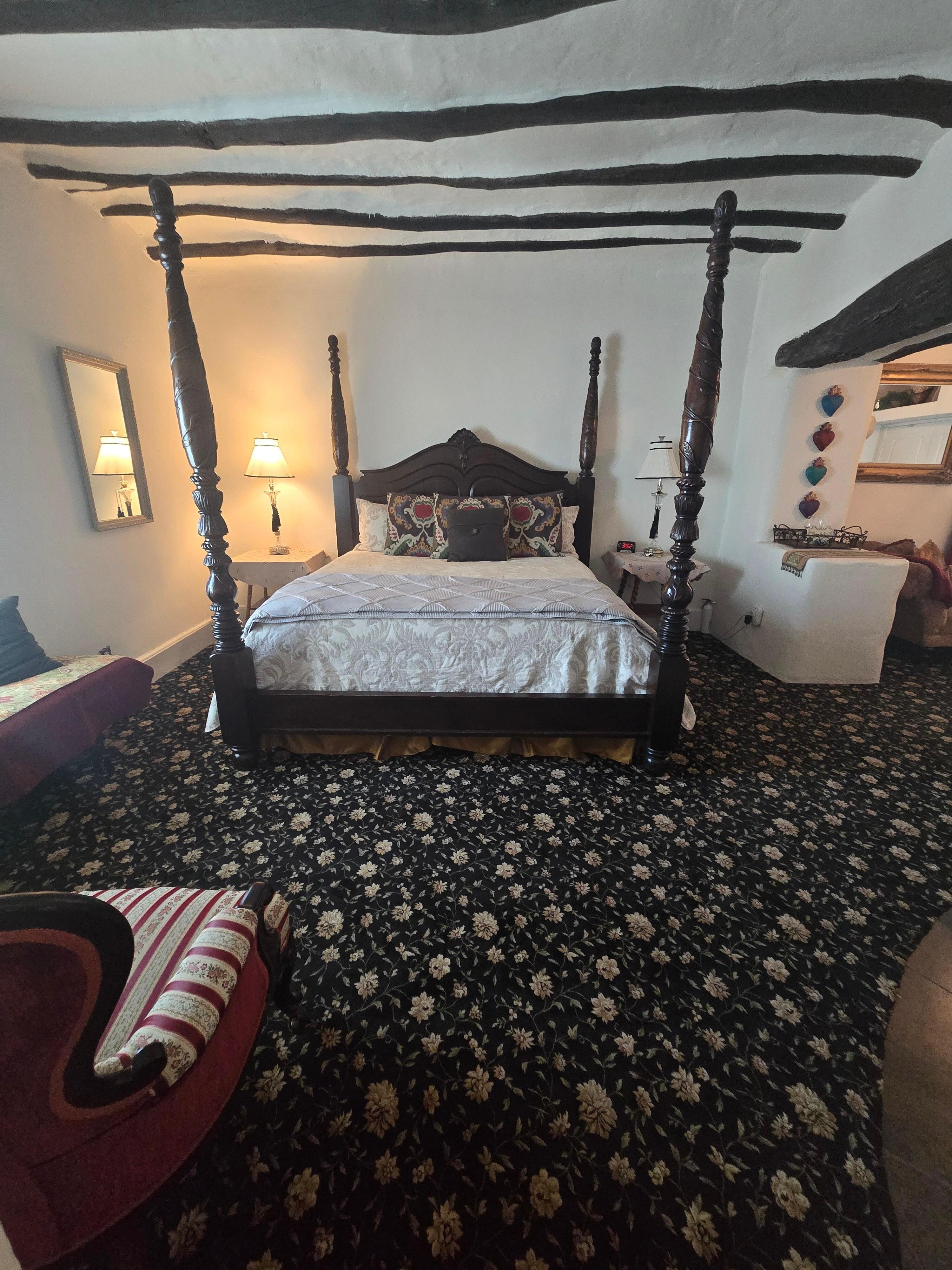 Comfortable bed and quality sheets 