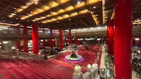 正面ロビー