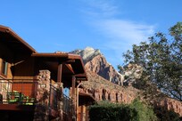 View of lodge with mountain behind
