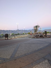 Daylight view of the mountains at Vee Quiva