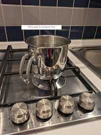 Wouldn't describe kitchen as "fully" stocked. Small Moki pot - no kettle. Not many plates. Only one trash bag. No paper towels.