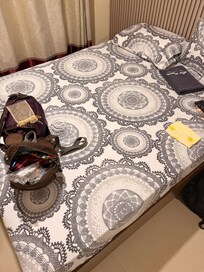 Bed #1 with no blanket