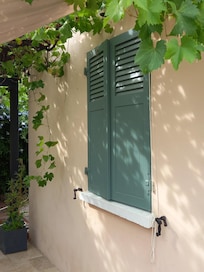 Fenster zur KĂŒche
