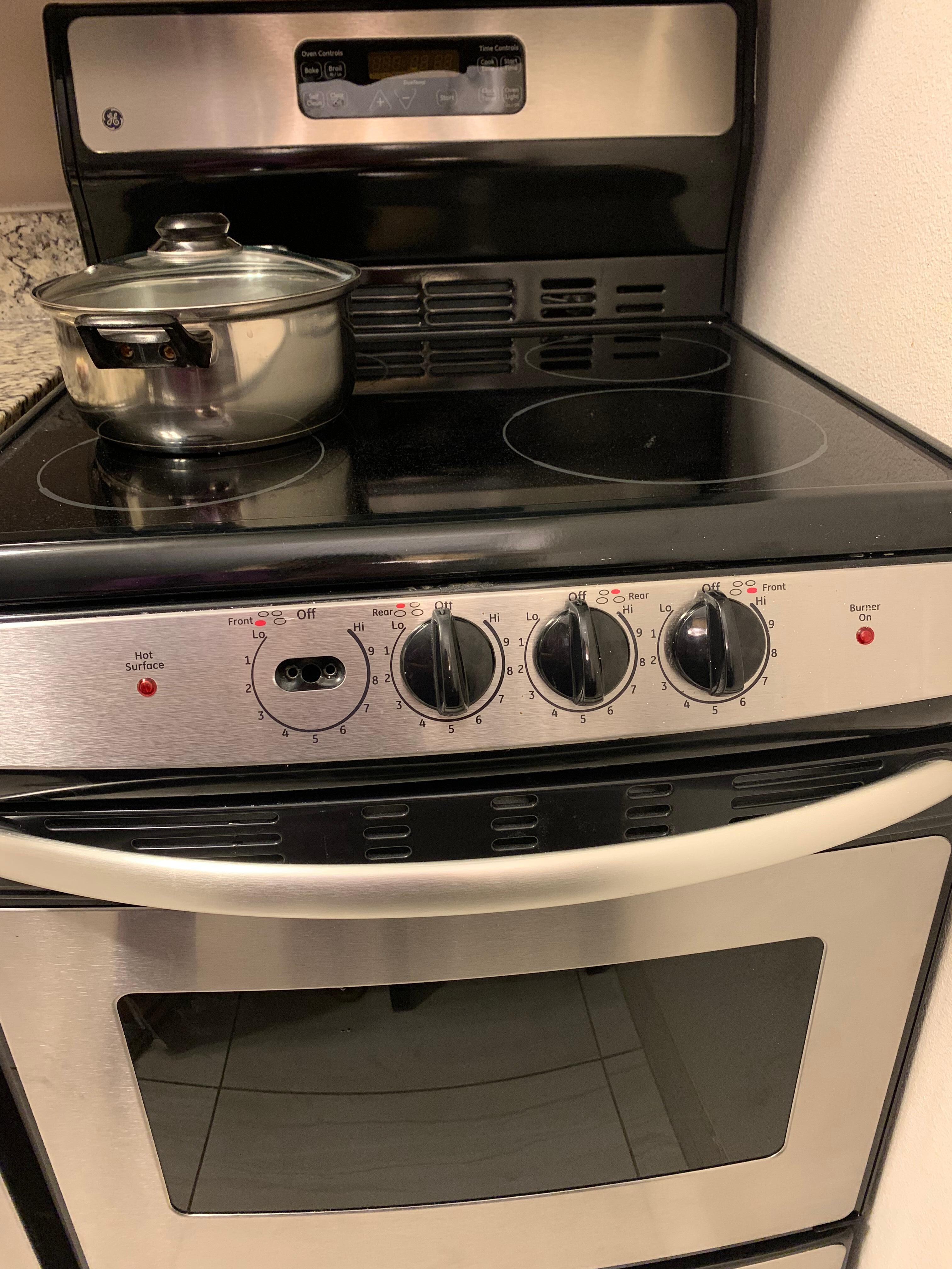 Broken stove. Useless.