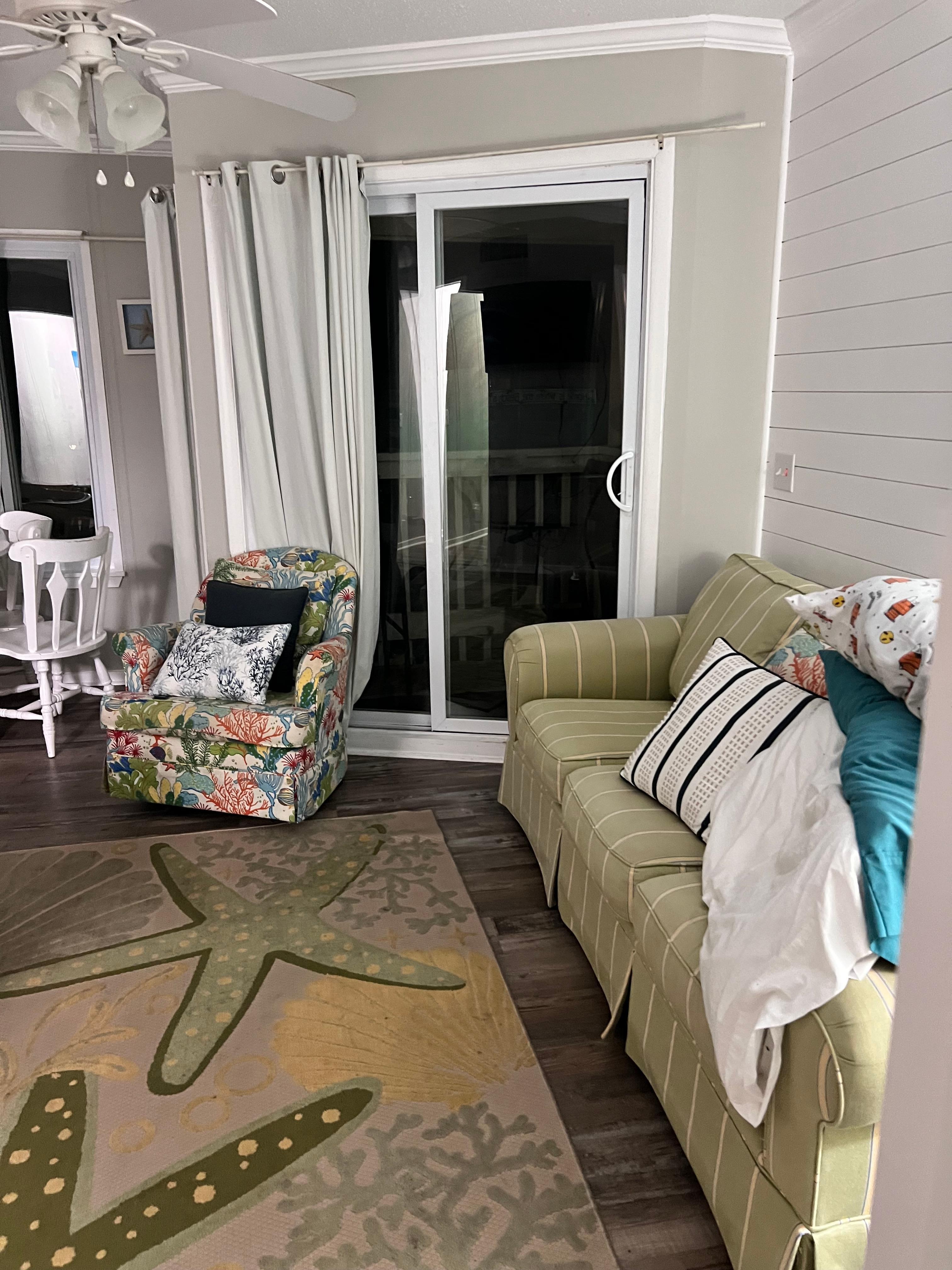 Other perspective of family area and sliding door to deck!