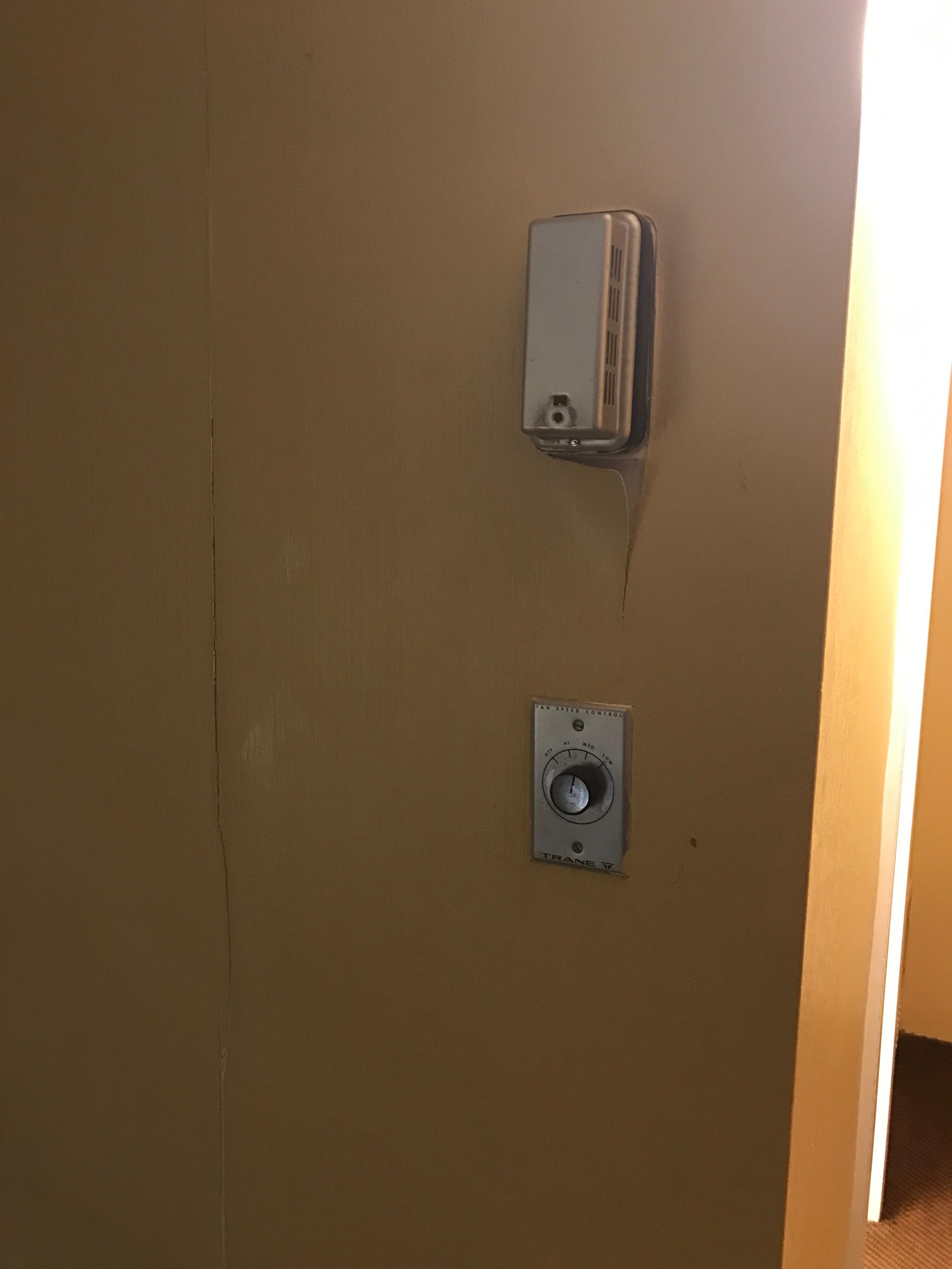 Out dated Hvac, many say it doesn't work in the summer