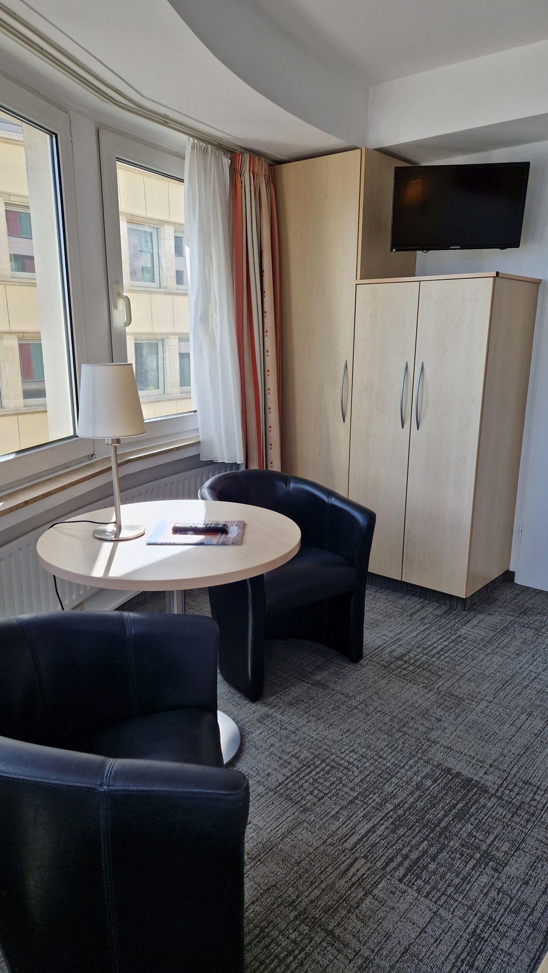 Hotelzimmer, Fernseher