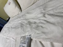 You can't see as much but the bed had points of yellow and yes the bed was smelling bad as well