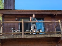 Balcony facing the mountains
