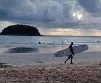 Local beach 2 minuts away