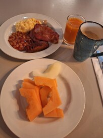 El desayuno en el hotel