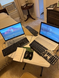 Mini workstation set up