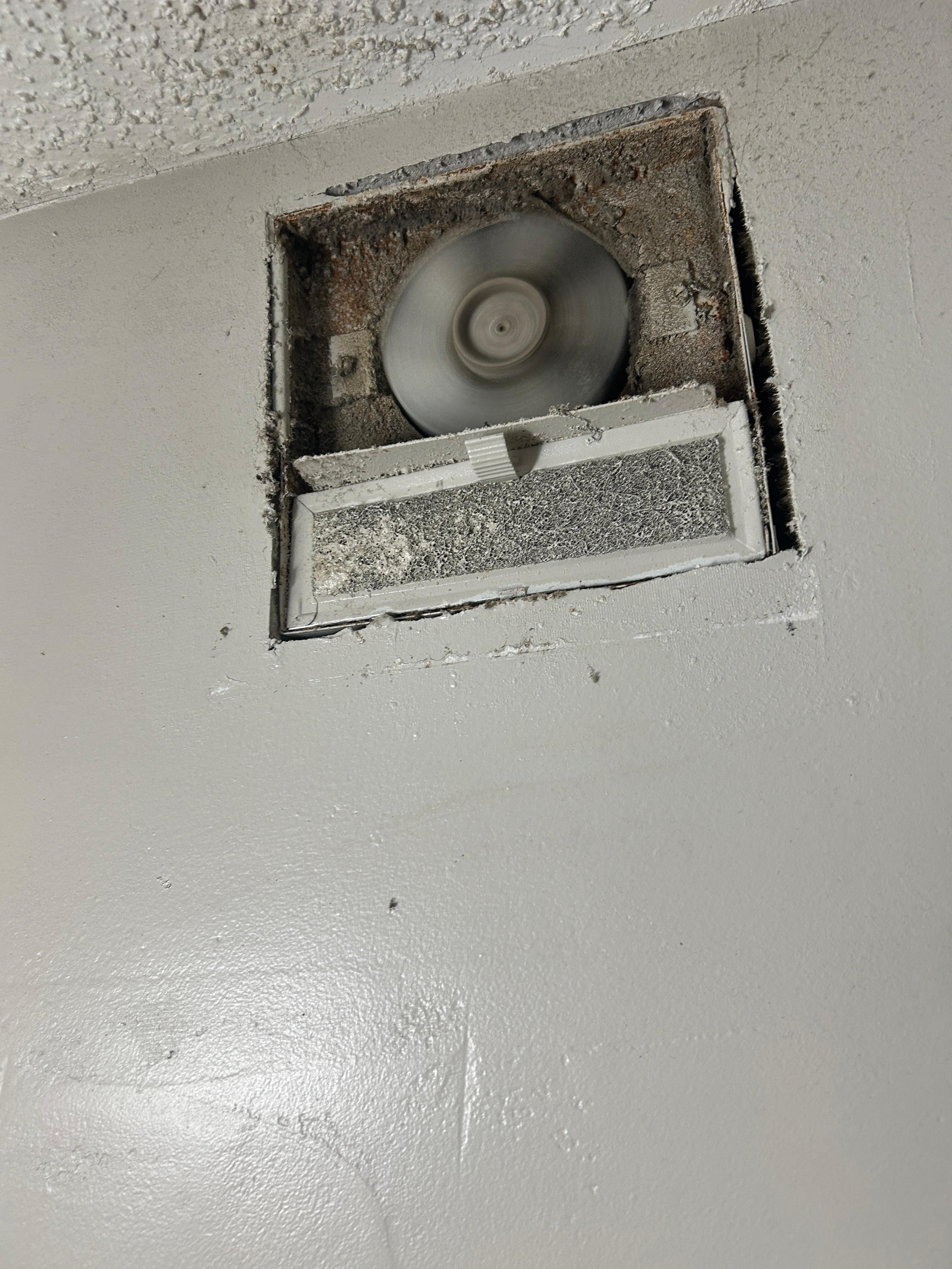 The vent fan in the bathroom didn’t have a cover over it and it was very dirty.