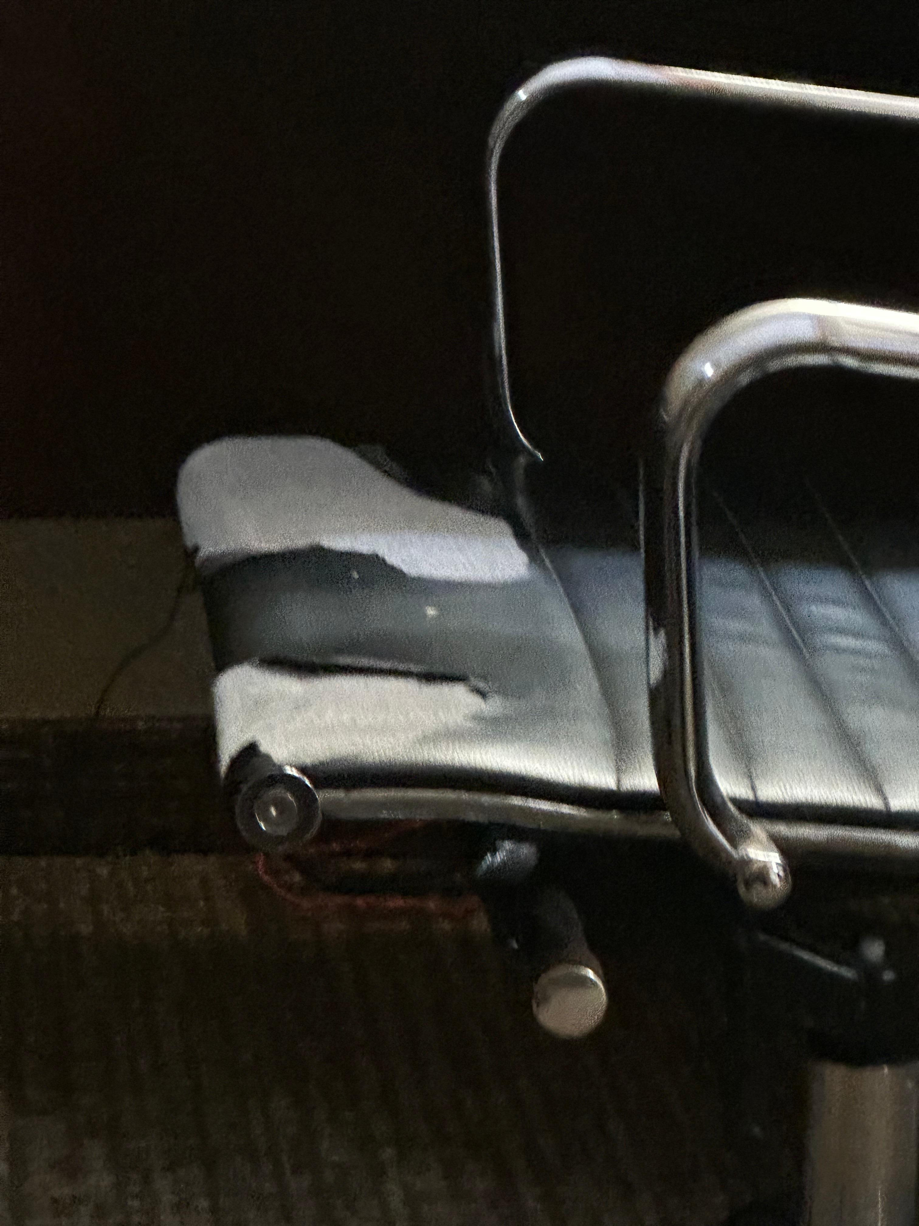 Some things in the room were outdated and worn. 