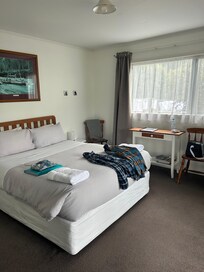 Loved hanging out on the porch and visiting with our cabin neighbors.