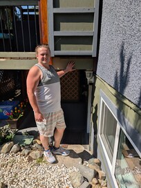 Enter under the host's deck