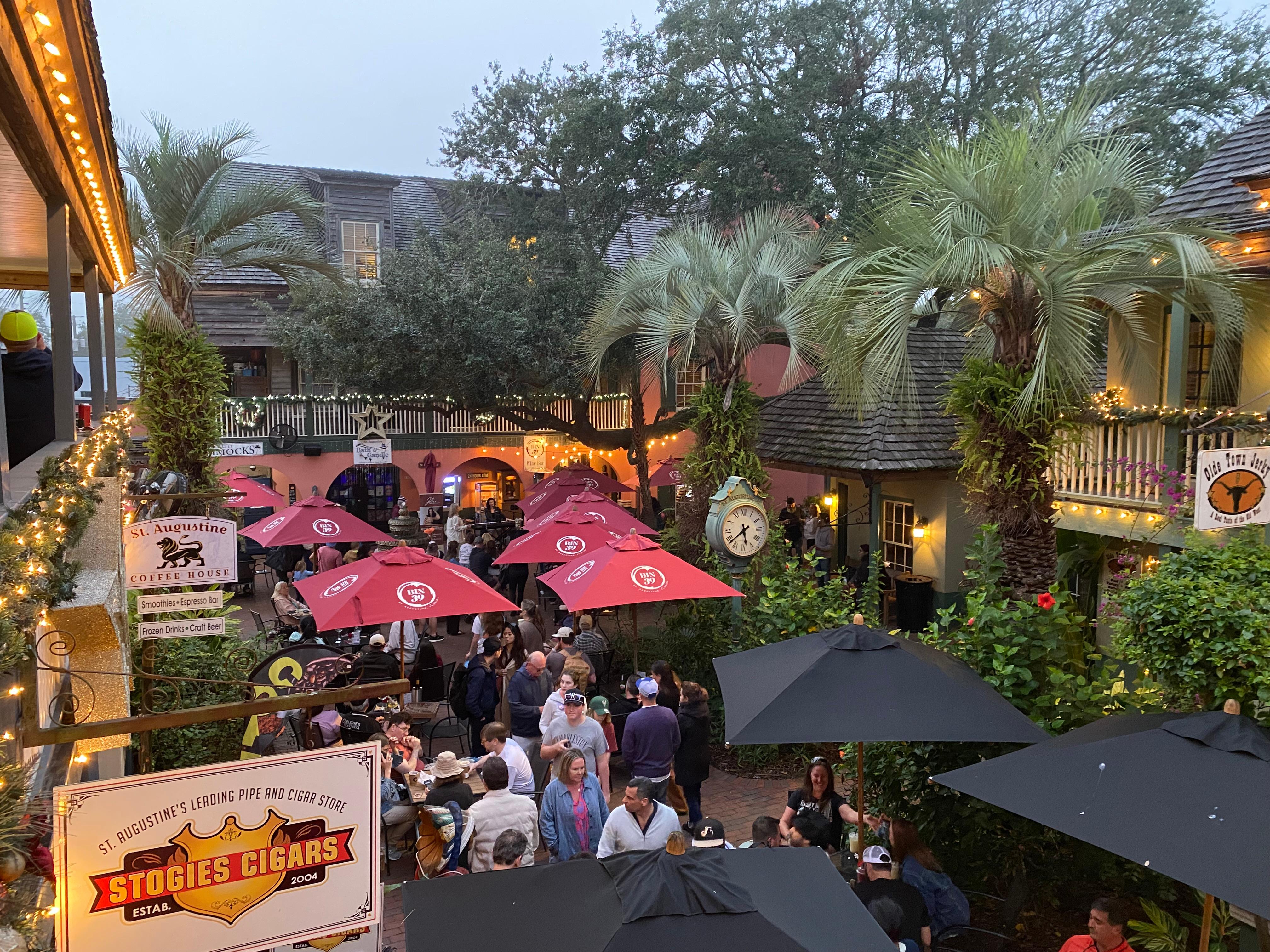 Courtyard at St. George Inn