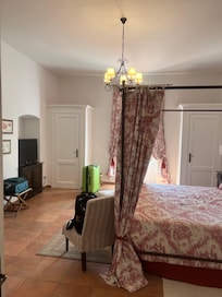 Greg Norman Room