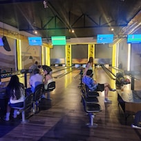 6 Lane Bowling Alley