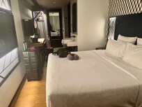 A very spacious room