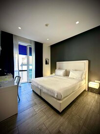 Small and comfortable for a quick stay.