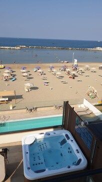 Uitzicht vanuit de kamer.