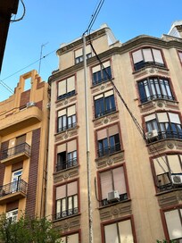 Blick auf das Gebäude.