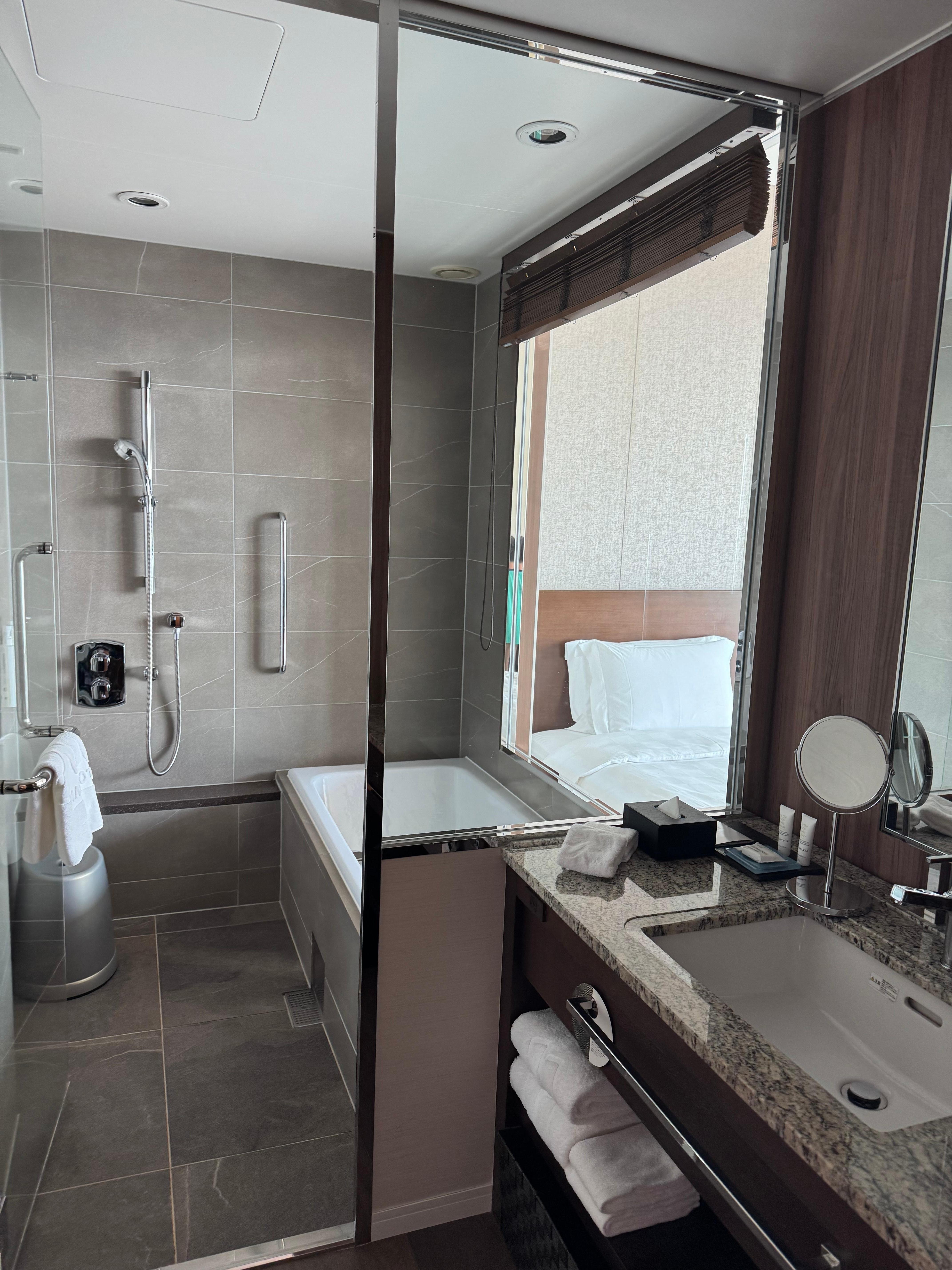 洗面、バスルーム