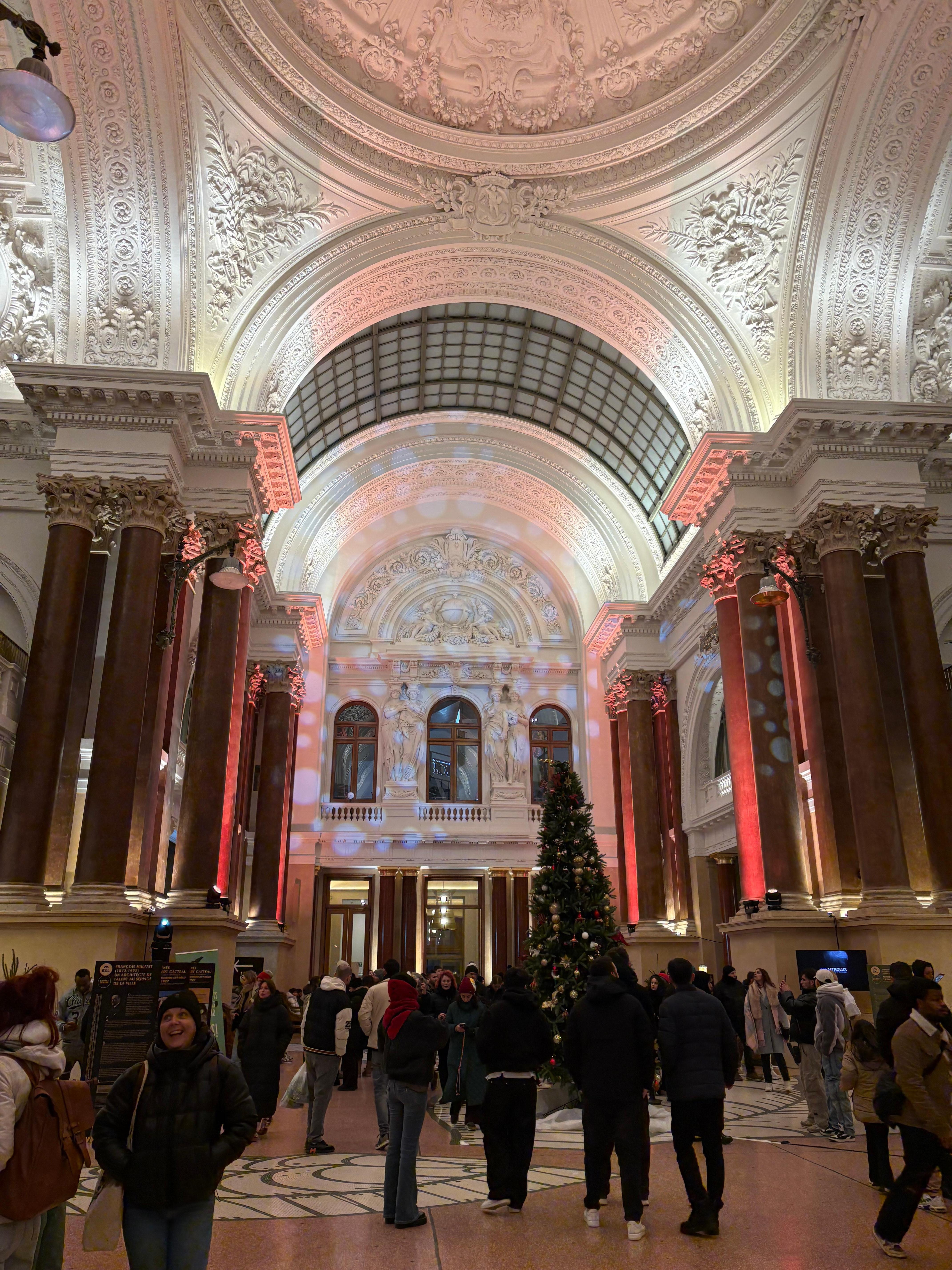 La fábrica de cerveza.