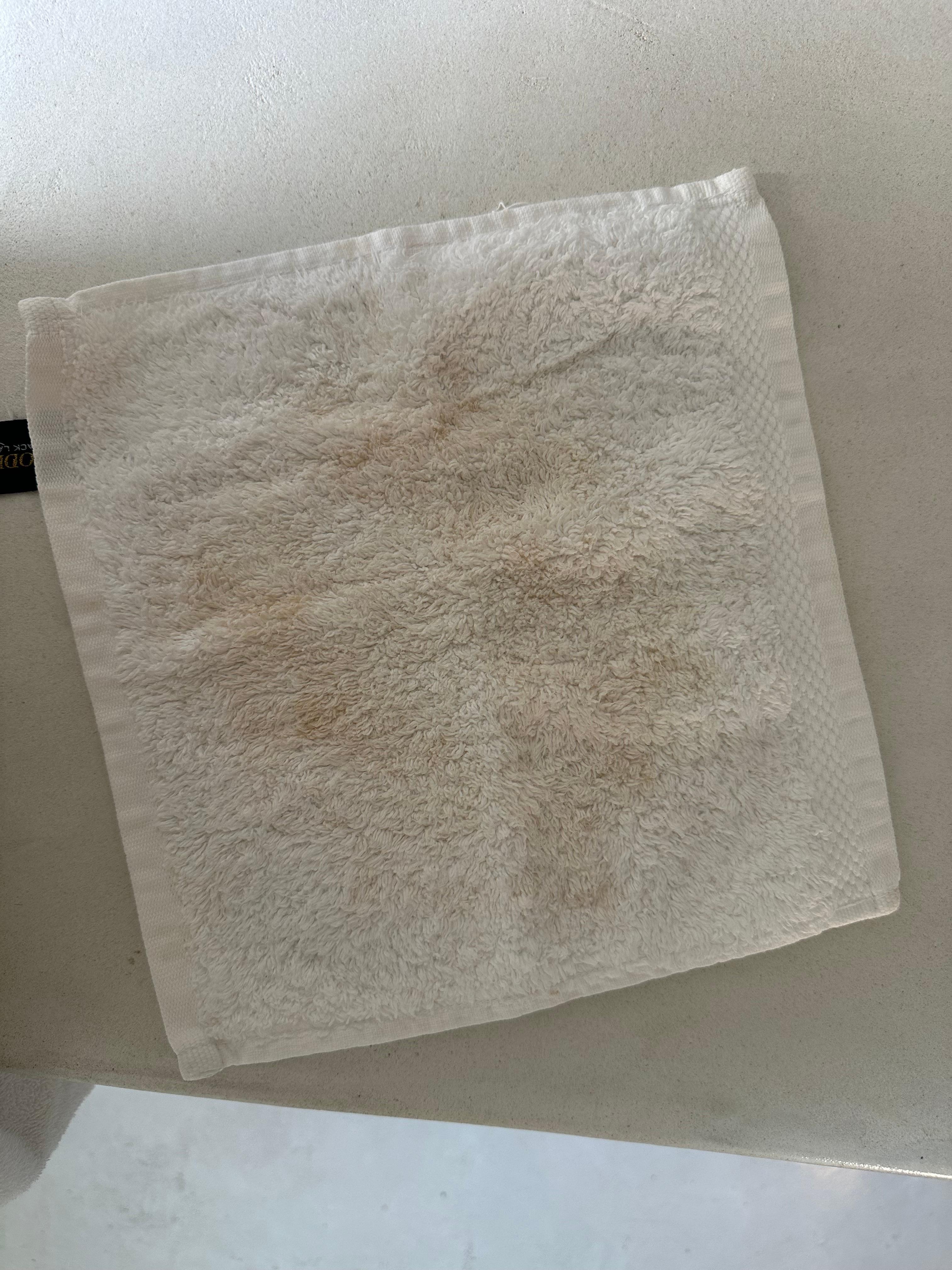 Stained face cloth