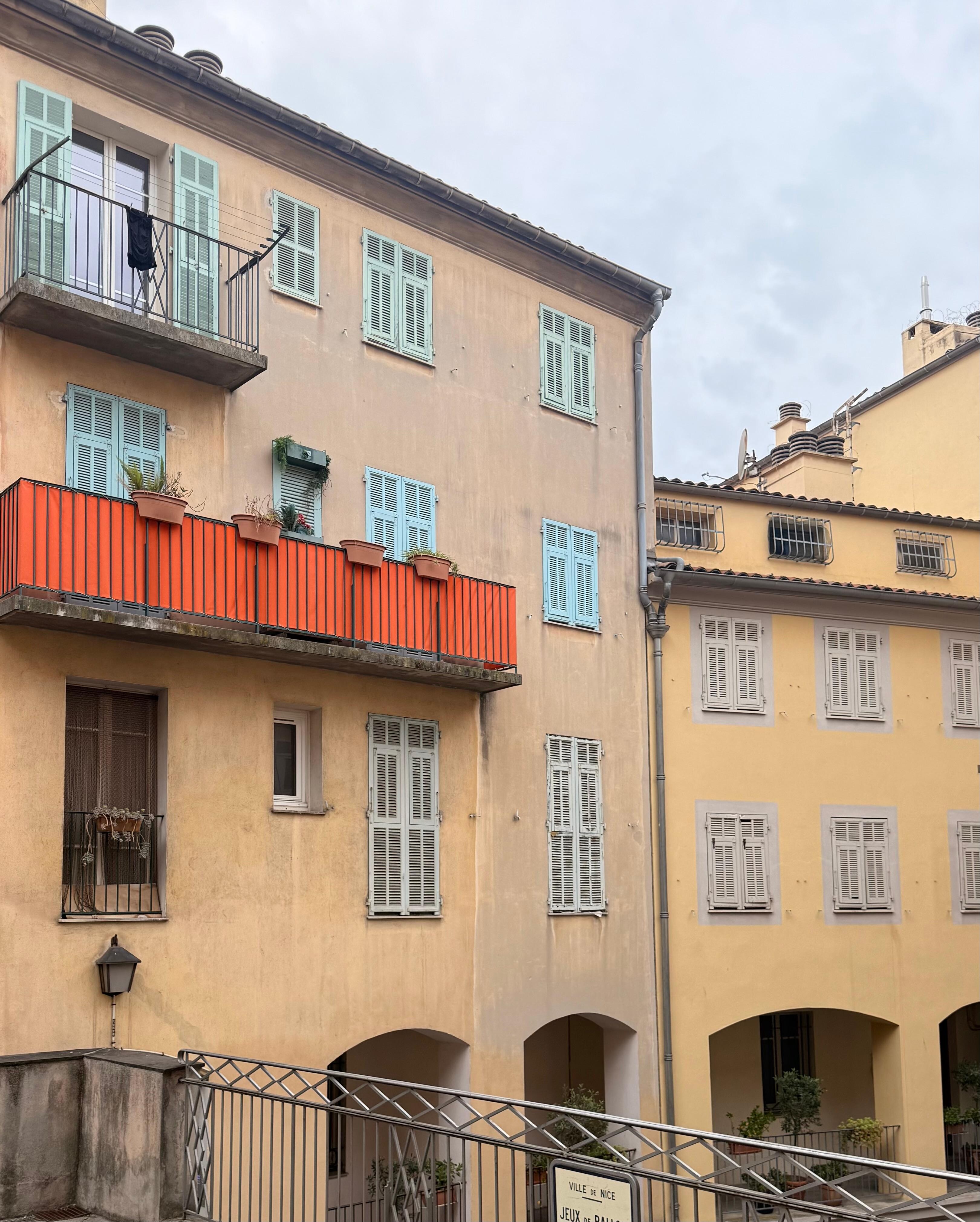 Balcony 