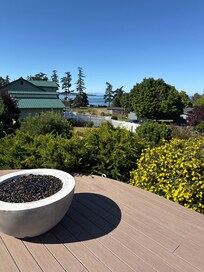 The deck with theview