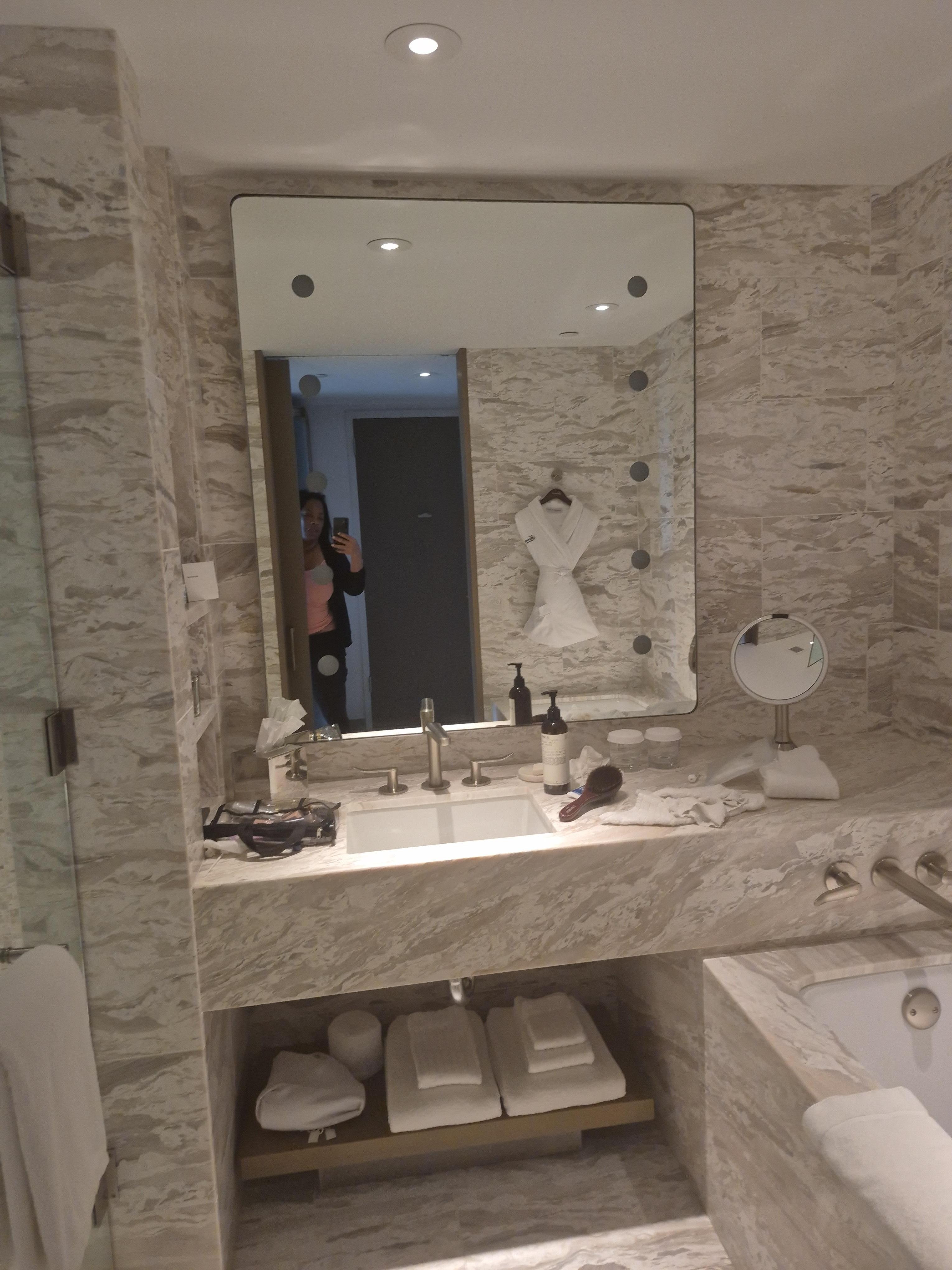 Sink area