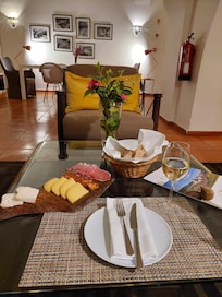 Lounge.